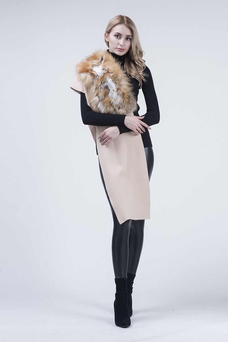 Kažokādas šalles aptinums